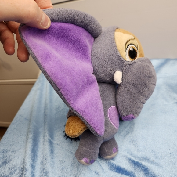 Disney Zootopia Ele-Finnick 7" Bean Bag Plush toy stuffed animal - Picture 6 of 15